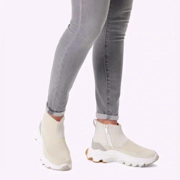 Sorel Women's Kinetic Breakthru Acadia Waterproof Boot ✨ Chalk + Sea Salt Size 8 - Picture 9 of 10